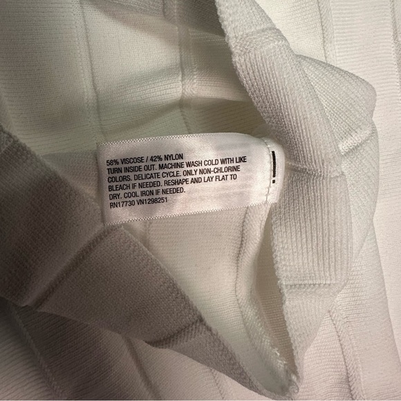 A New Day Women’s Elegant White Pleated Skirt Size XXL - Picture 6 of 7